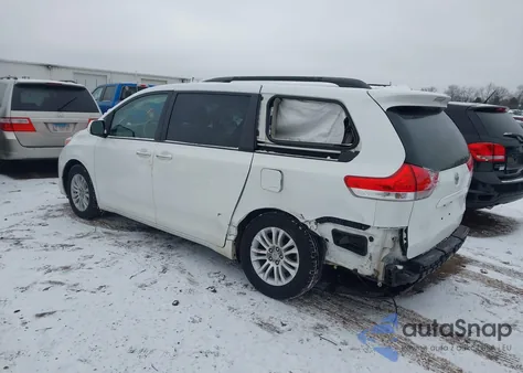 2012 Toyota Sienna Xle V6 8 Passenger from USA, damaged, VIN 5TDYK3DC8CS278343